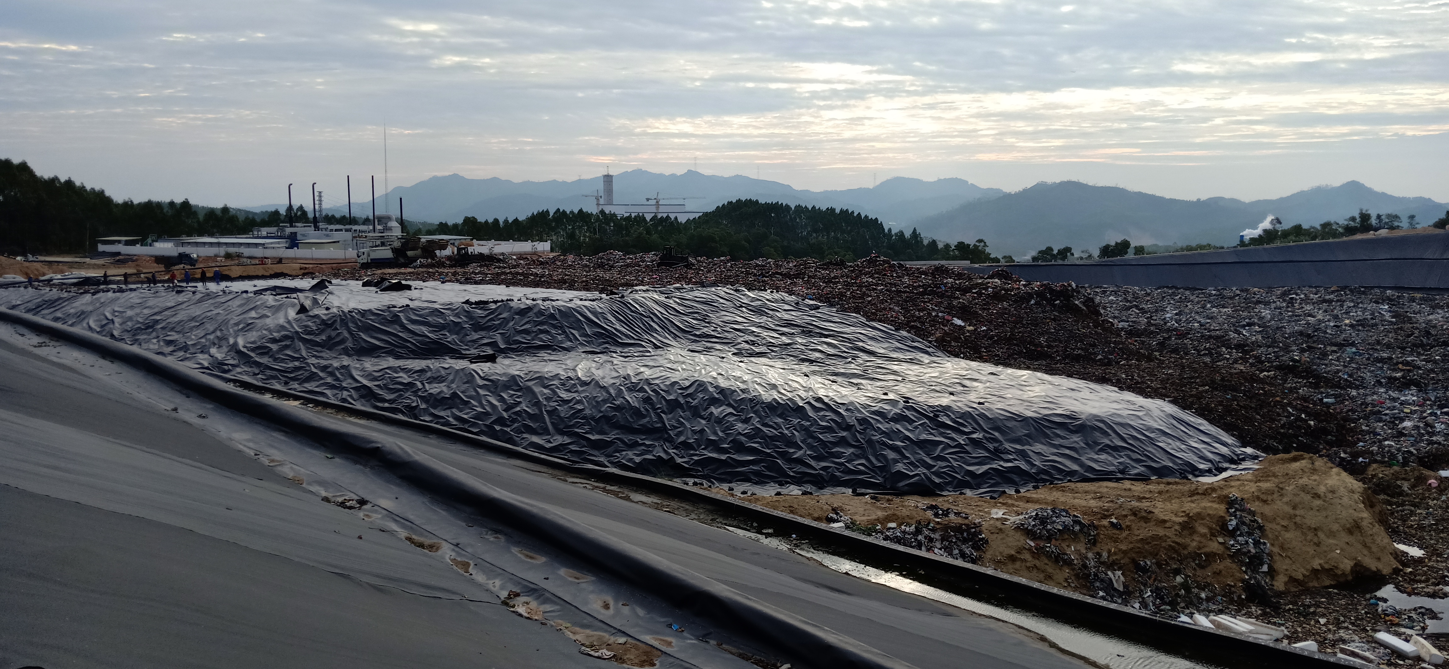 垃圾填埋场